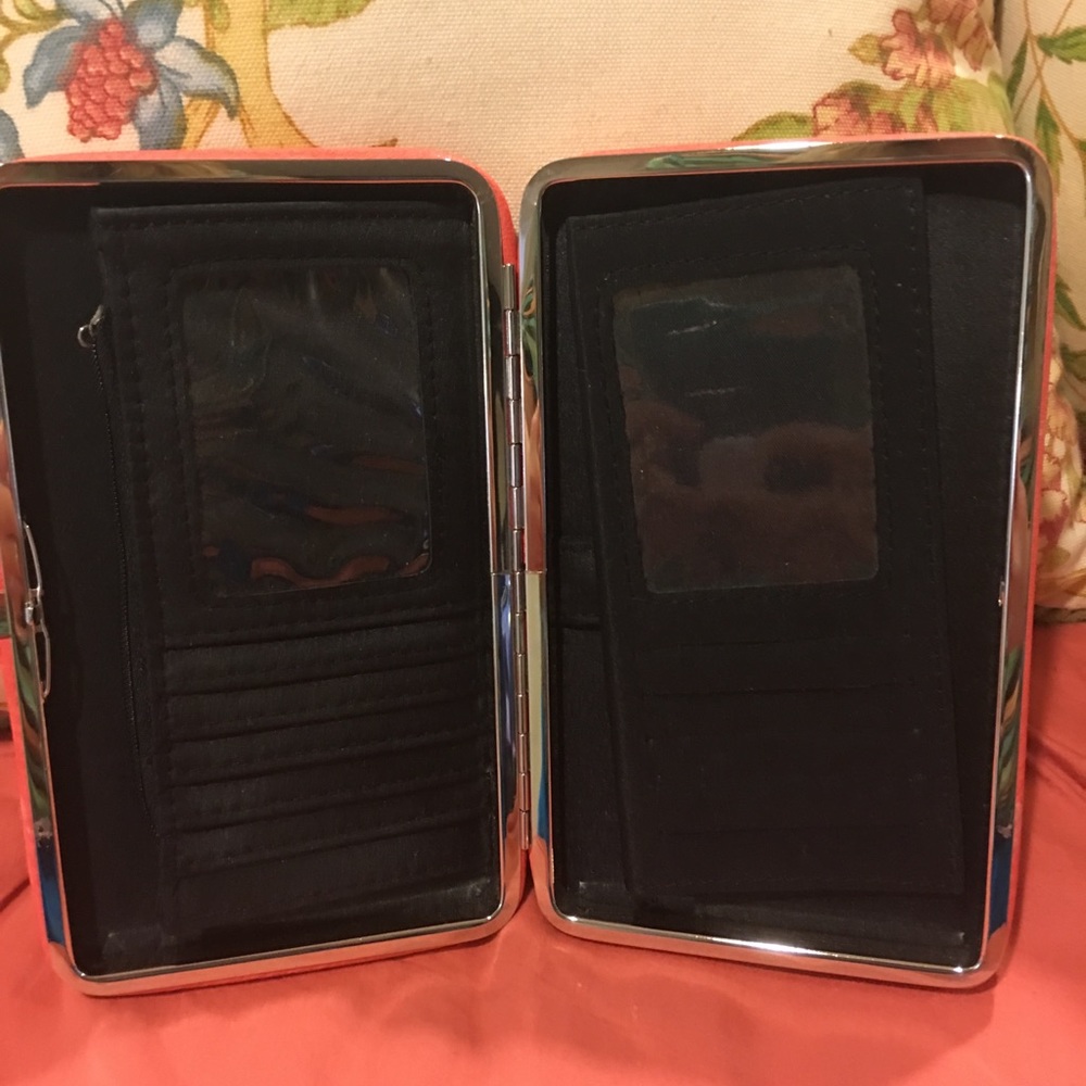 Wallet - Picture 3 of 3